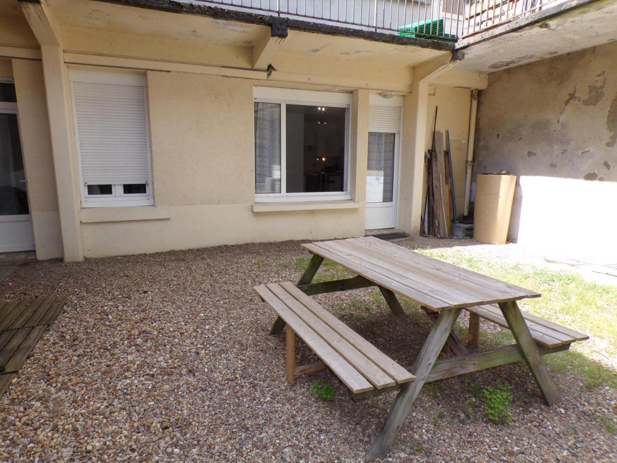 Studio Paul - Terrasse - Parking Gratuit - Need And Co Apartman Blois Kültér fotó