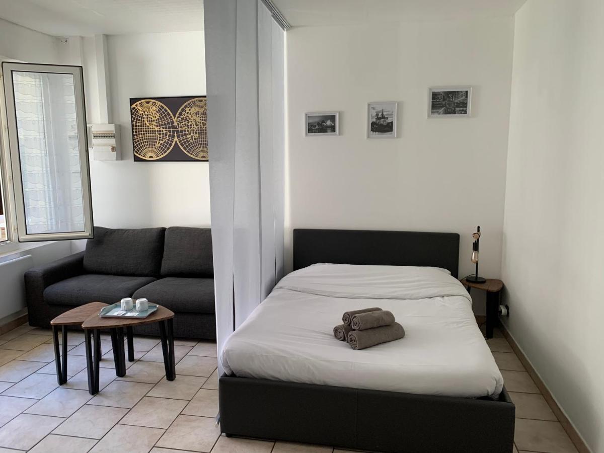 Studio Paul - Terrasse - Parking Gratuit - Need And Co Apartman Blois Kültér fotó